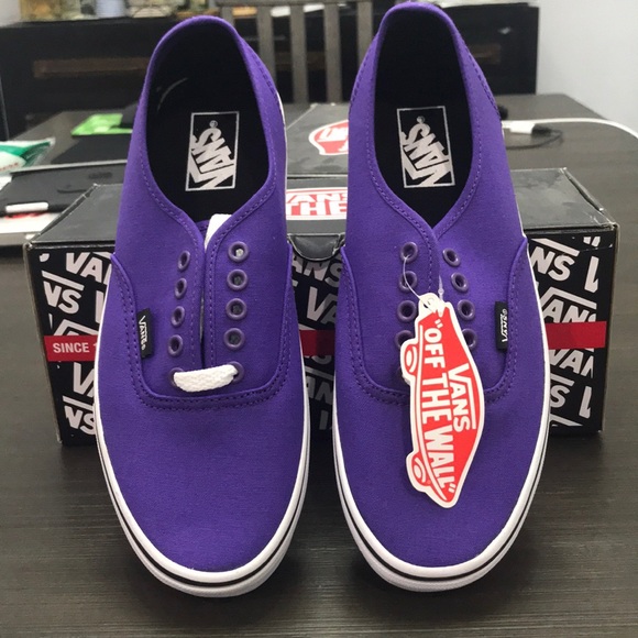 vans authentic violet